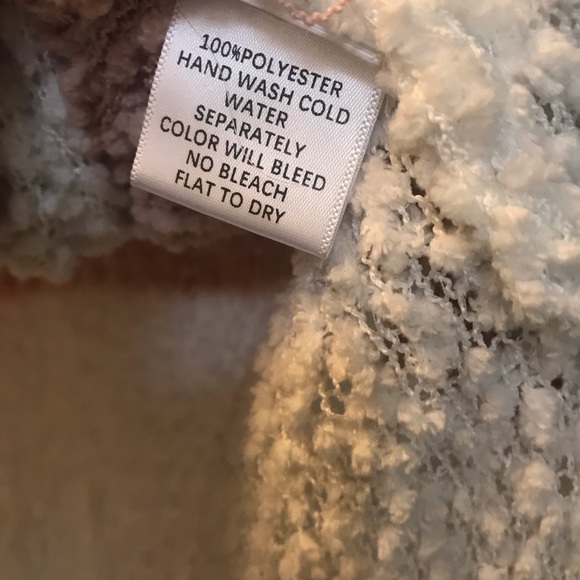 Reborn size small sweater with hood. White and dusty pink. - Picture 4 of 5